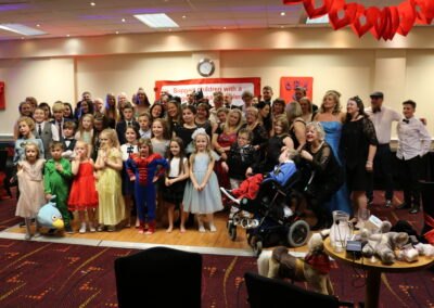 2017 Mini Ball Of Hearts